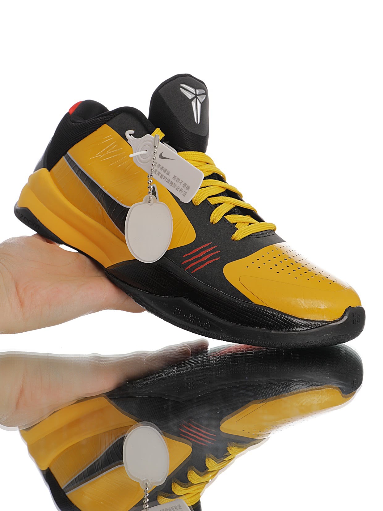 科比球鞋复刻发售日期(科比复刻鞋款图片)-第1张图片-潮百科 科比球鞋复刻发售日期(科比复刻鞋款图片)-第1张图片-潮百科