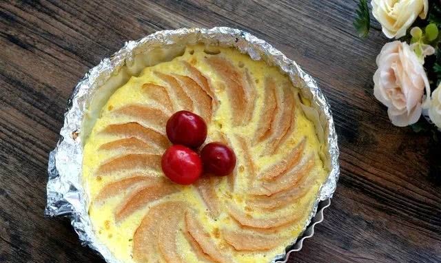 苹果,布丁,鸡蛋,牛奶,烤箱