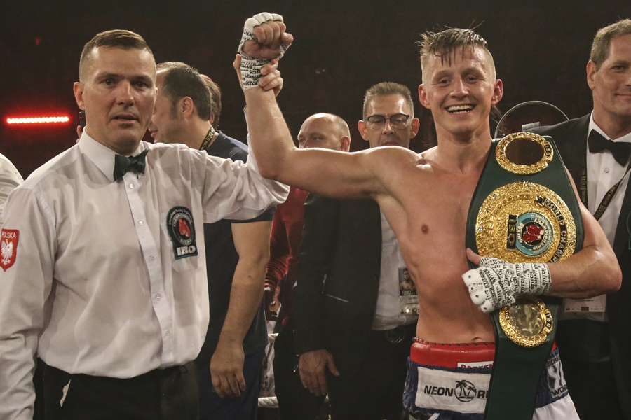 丹尼·加西亚,杨兴新