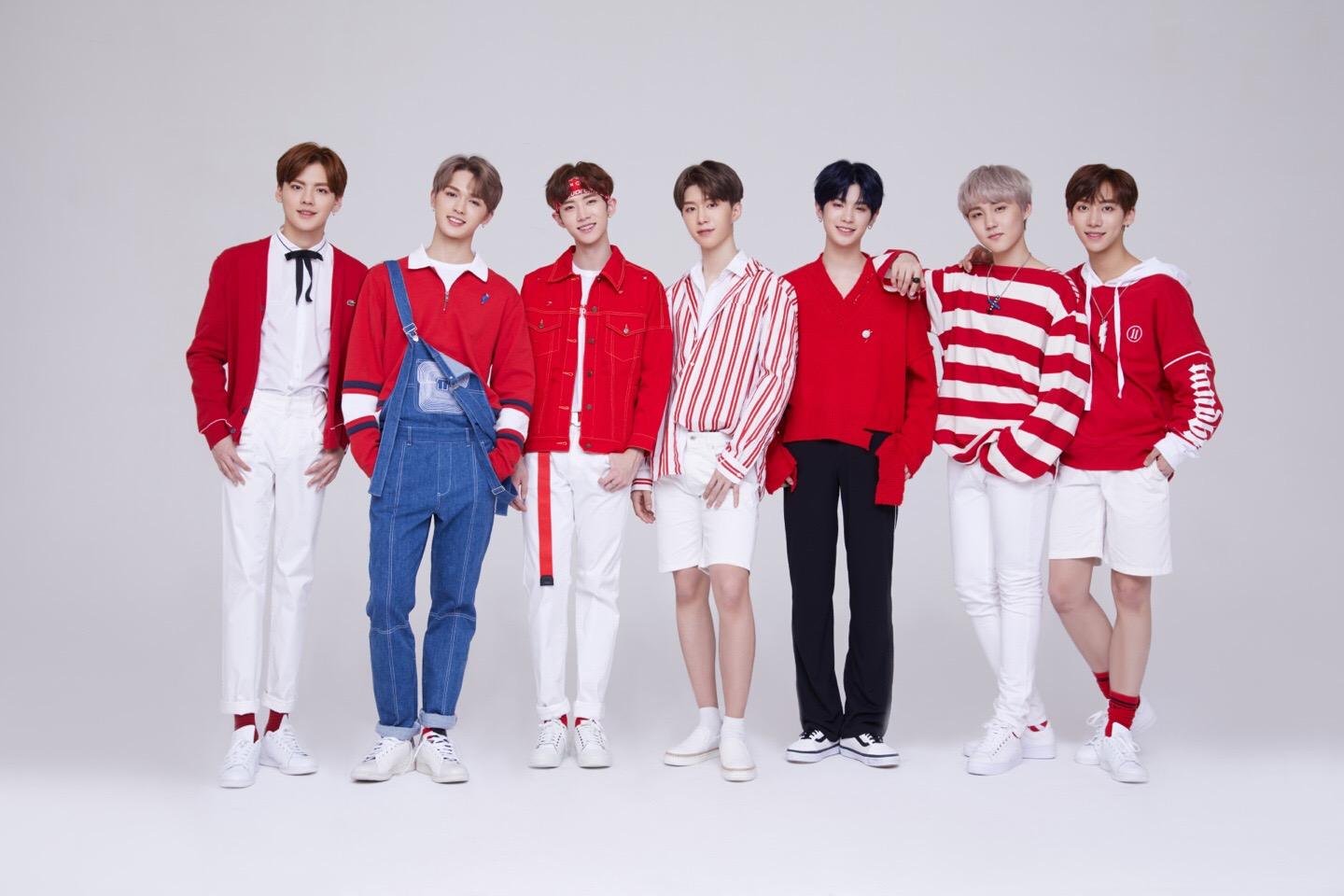 黄明昊朱正廷不再带团logo,不和传闻频出引猜测