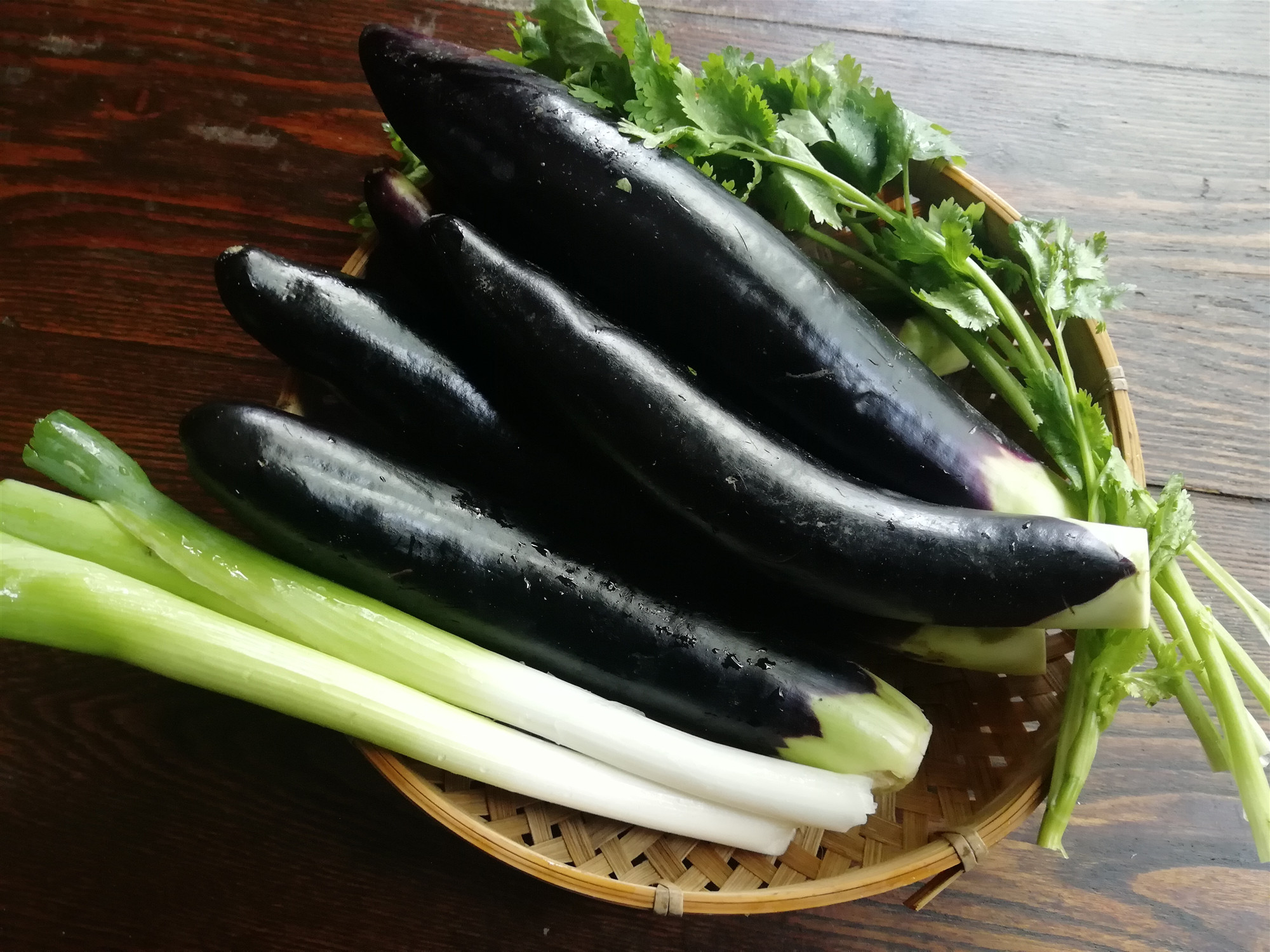 茄子,葱油,香菜