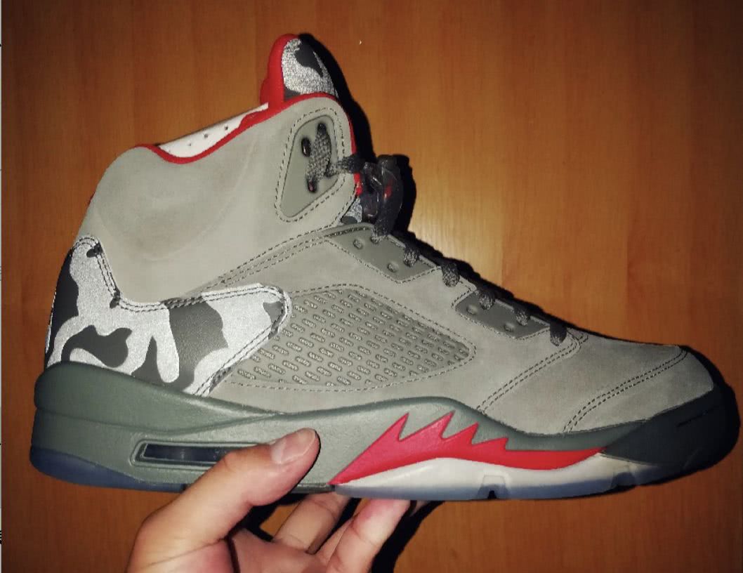 流川枫复刻球鞋鞋底,流川枫鞋子是什么配色