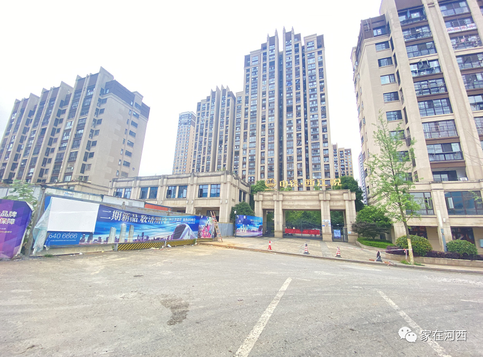 个盘,目前滨江还有一个盘很多人关注——中铁西江悦二期:诺德滨江花园