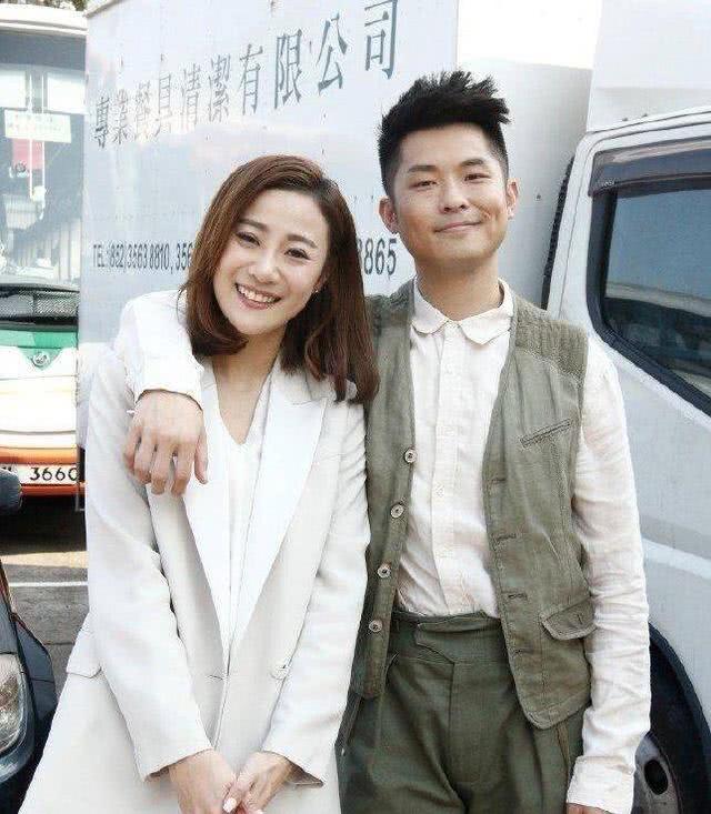 tvb女演员新剧穿心型婚纱 坦言:已经麻木 何广沛嘲笑江嘉敏似酒楼部长