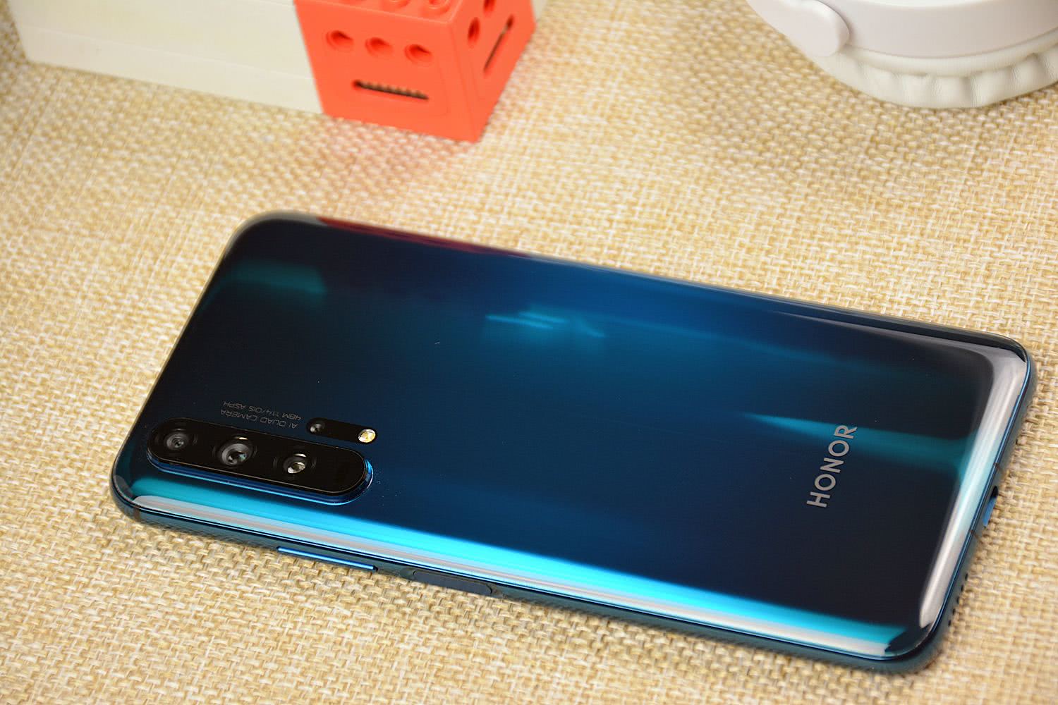 华为手机,荣耀v20,华为