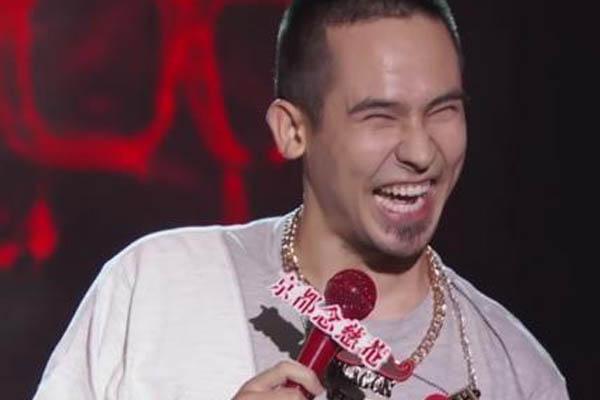 脱口秀演员卡姆容留他人吸毒案今日开庭审理