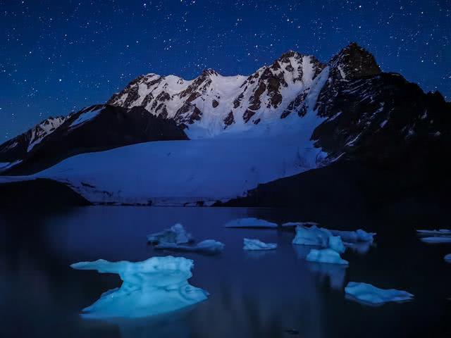 有电影四摄的华为mate30系列手机不可少