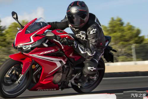 19款本田cbr400r日本上市 针对川崎ninja400 售价4 9万