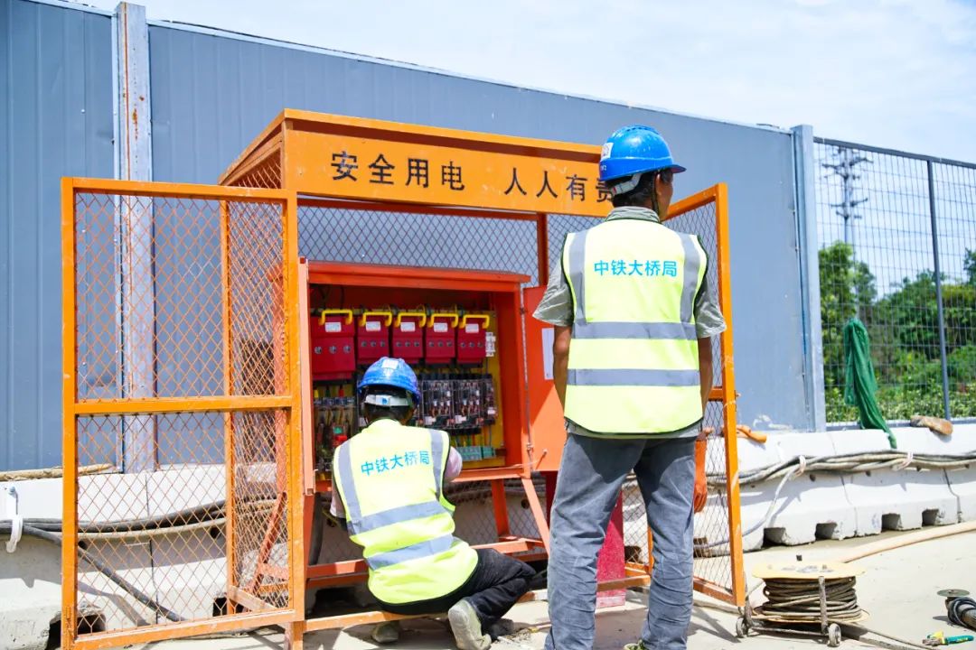 智慧工地,施工现场,张永峰