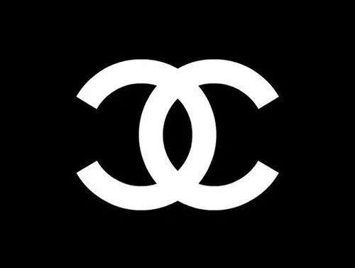 今天为大家揭晓大牌logo利用数字设计的奥秘 大名鼎鼎的香奈儿,两个