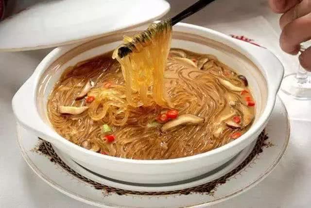 粉皮,扣肉,竹荪