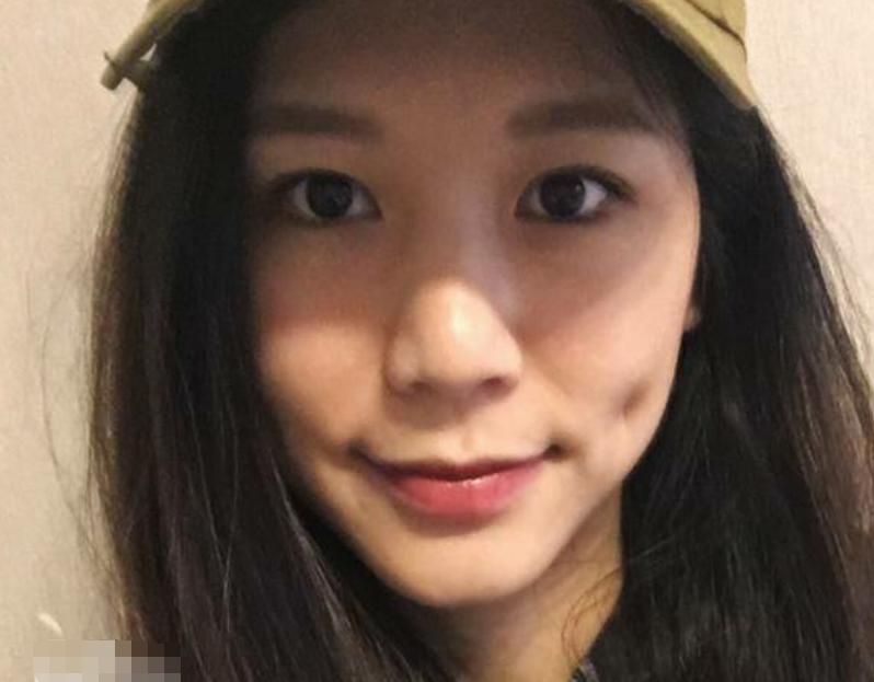 他有一个妹妹叫吴旻霈,曾经被推荐出演飞轮海的mv《恒星》,原本打算