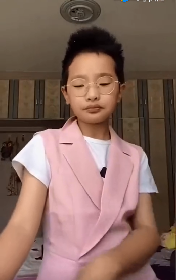 孩子,老师,钟美美,教育局,教师