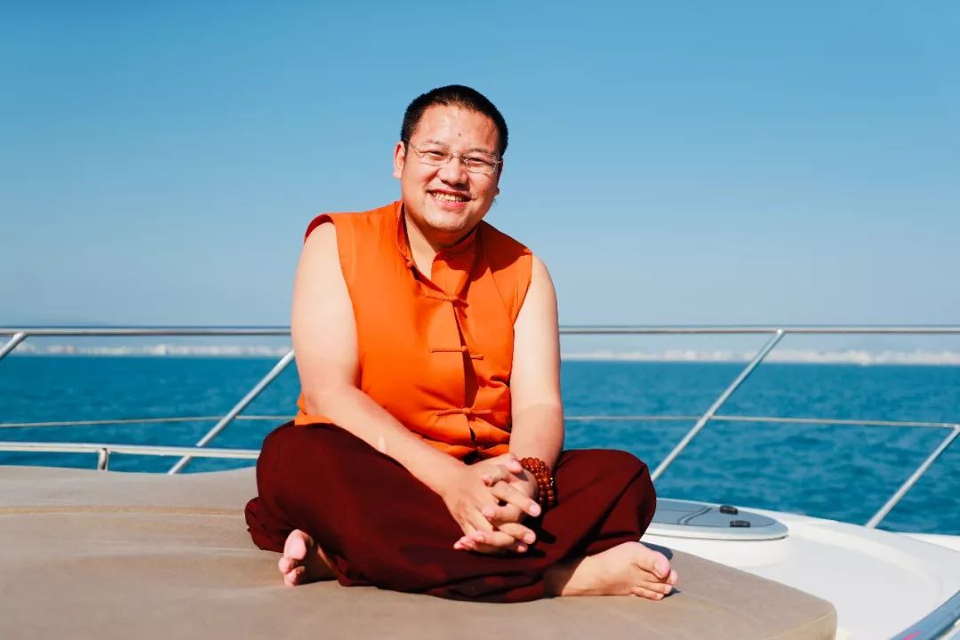 微笑是言语之外的美好