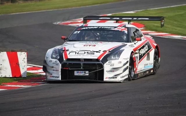 0?fmt=jpg&size=43&rs=32-30&h=400&w=640&ppv=1