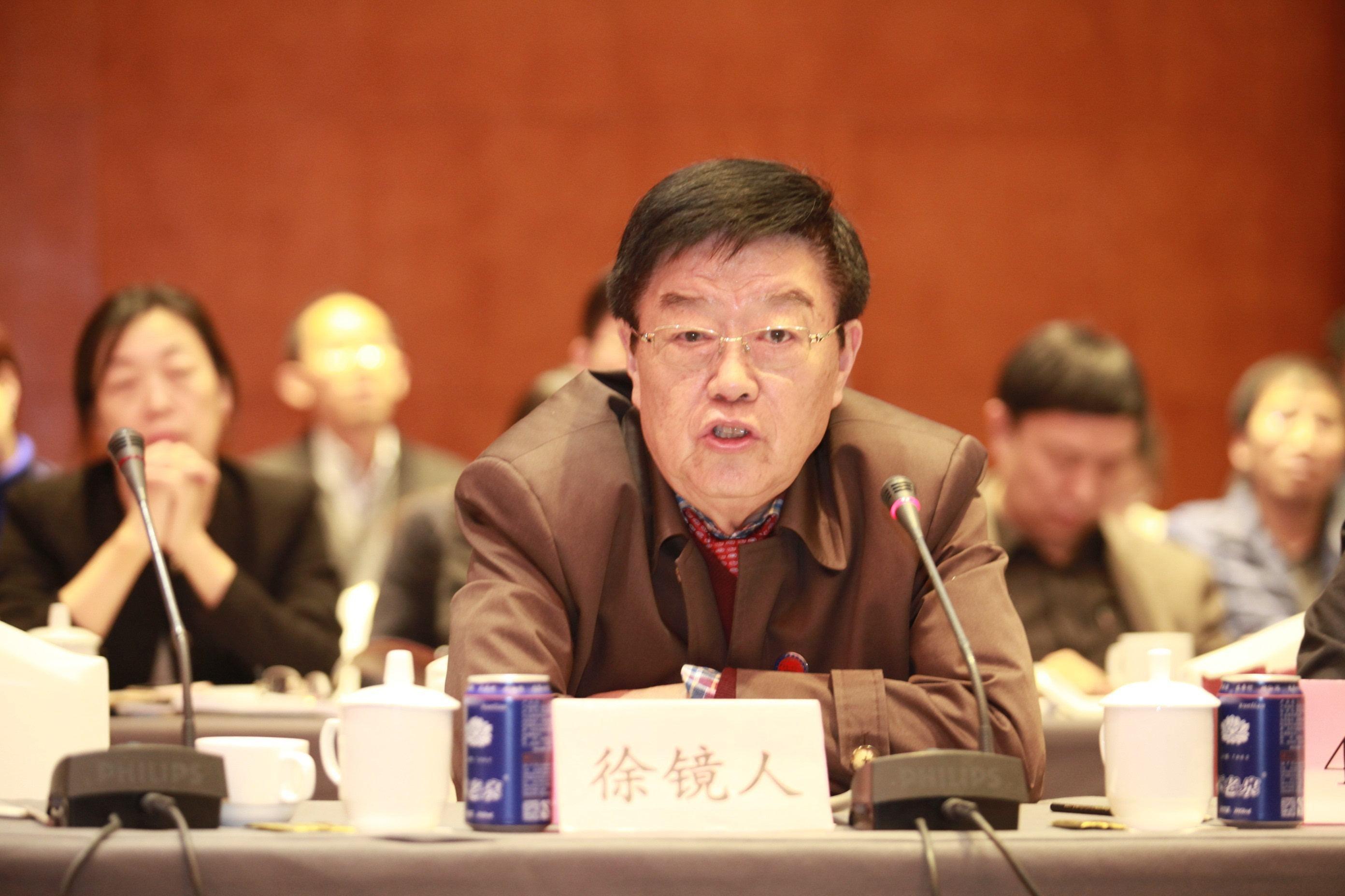 徐镜人,医药行业