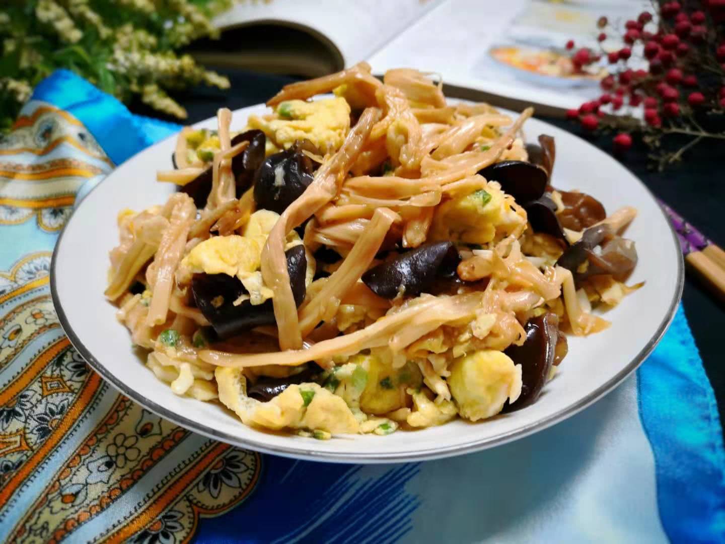 黄花菜,木耳,鸡蛋,健脑