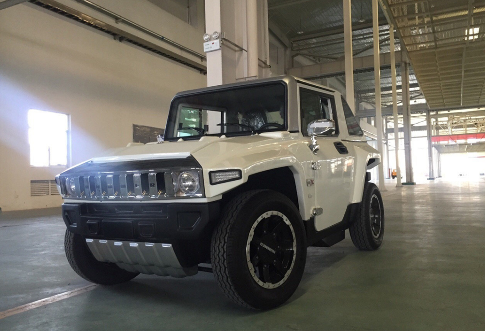 国产"小悍马"亮相,外观车标都照搬!比众泰还绝