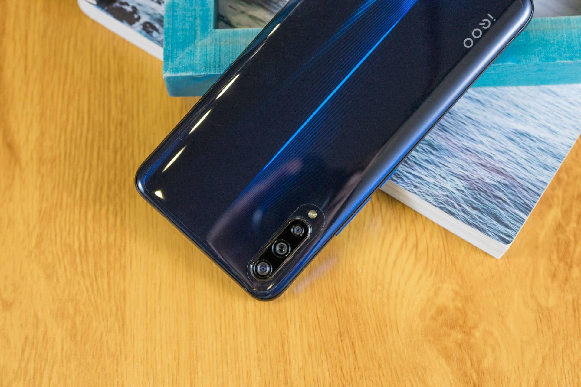 vivo,iqoo,骁龙,消费者