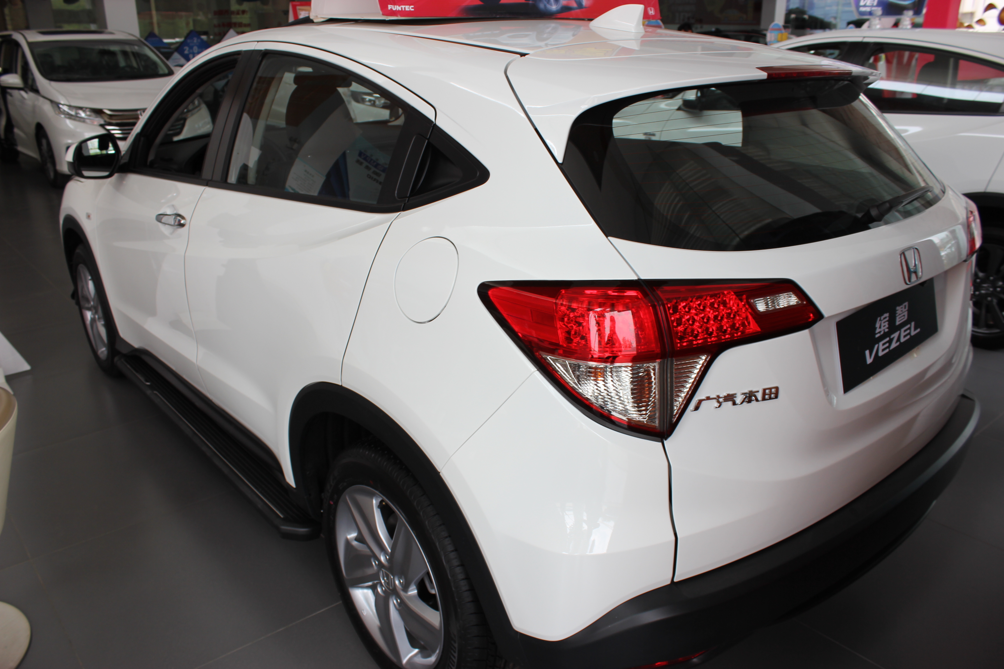 本田缤智:日系suv跌至11万,大空间,一箱油可跑800公里