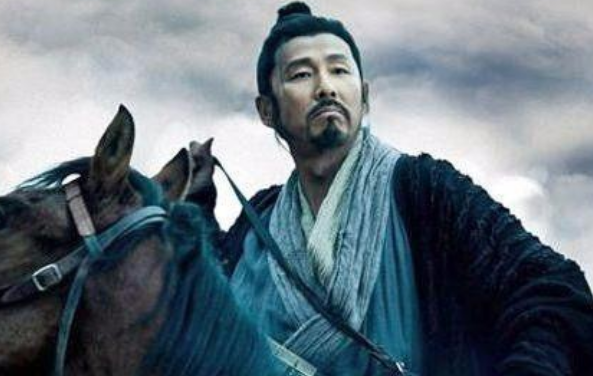 最后能和秦始皇竞争统领的就只有朱元璋了,他和刘邦一样,都是布衣出身