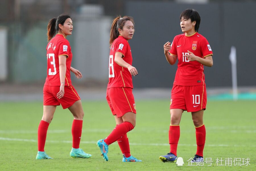 6 5 中国女足进决赛 14年首次 王霜未出场 门神2次扑点