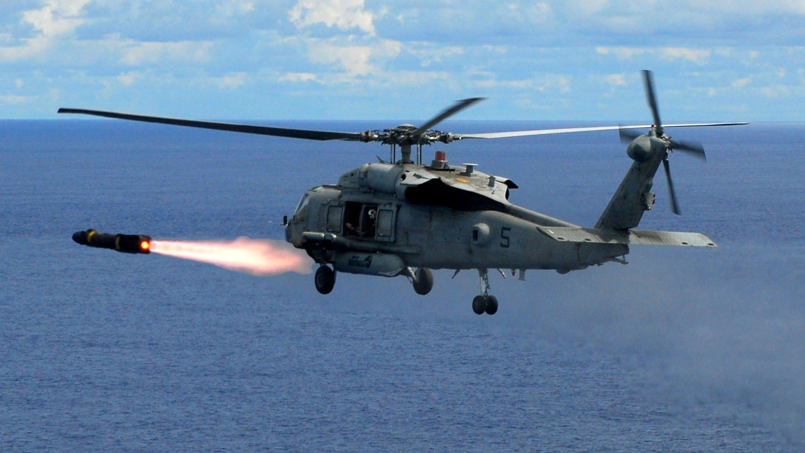 亚阿战争启示:陆战之王的坦克会变成任人宰割的陆战之铁王八吗?