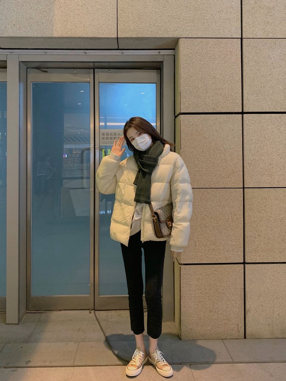 С����Ů��������ô����Ƚ��Ը� �񶬶����޷���С�ſ����!