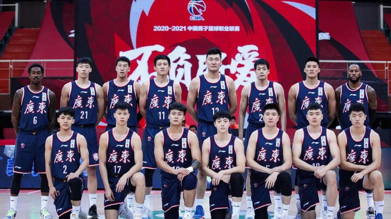 2月3日,cba常规赛第二阶段第36轮将进行一场榜首大战,排名榜首的辽宁