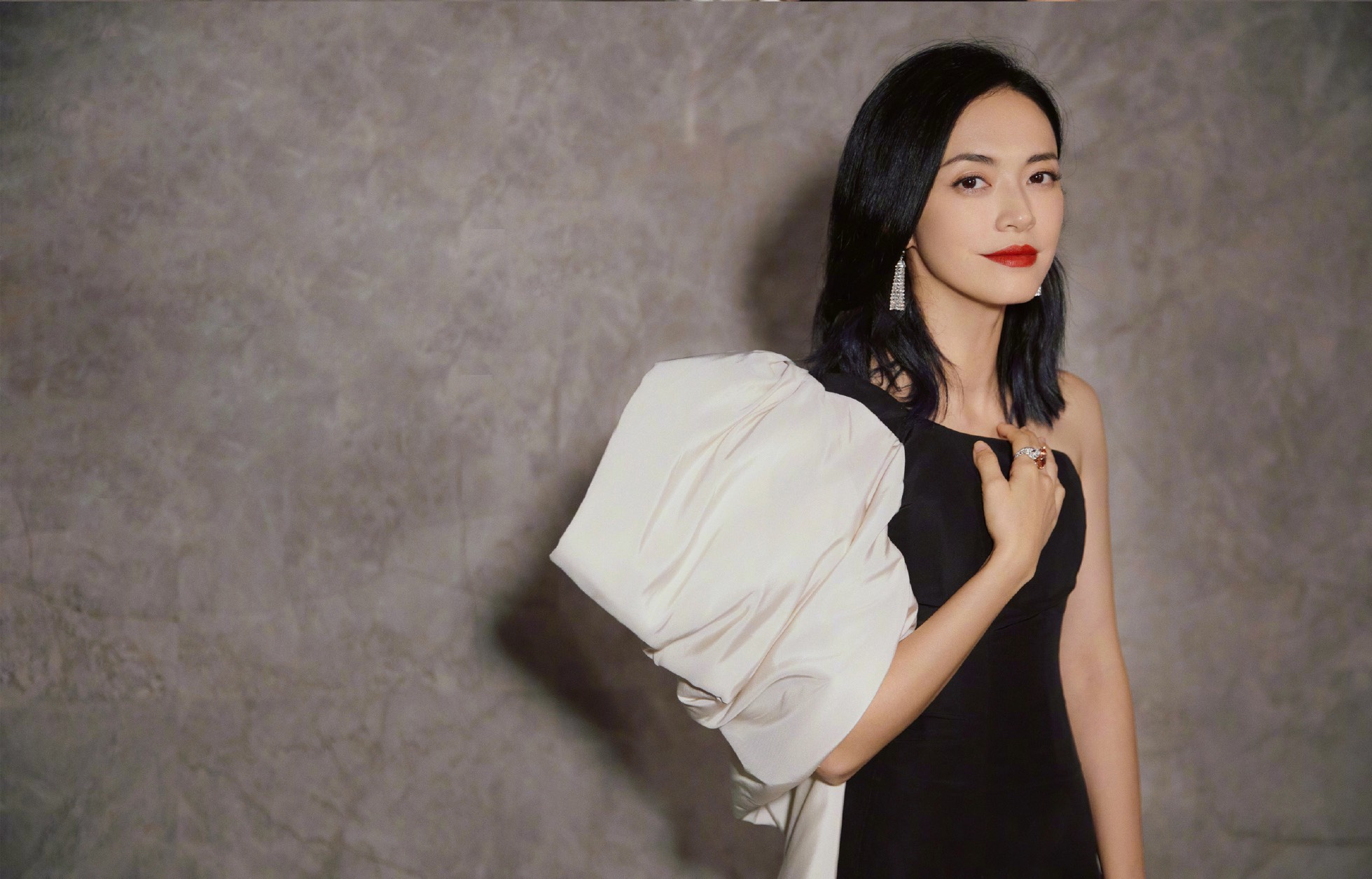 激情!姚晨生了吗"助孕中心"-第1张图片-途临网