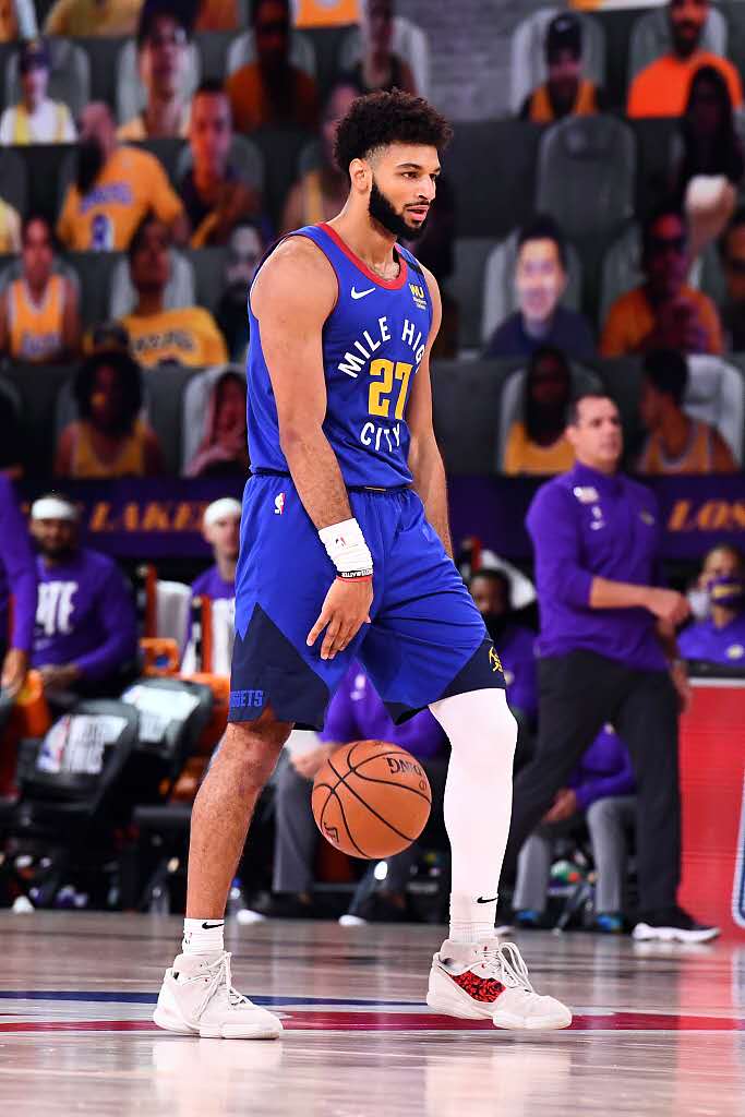 穆雷约基奇合砍42分掘金大比分不敌湖人首场比赛失利