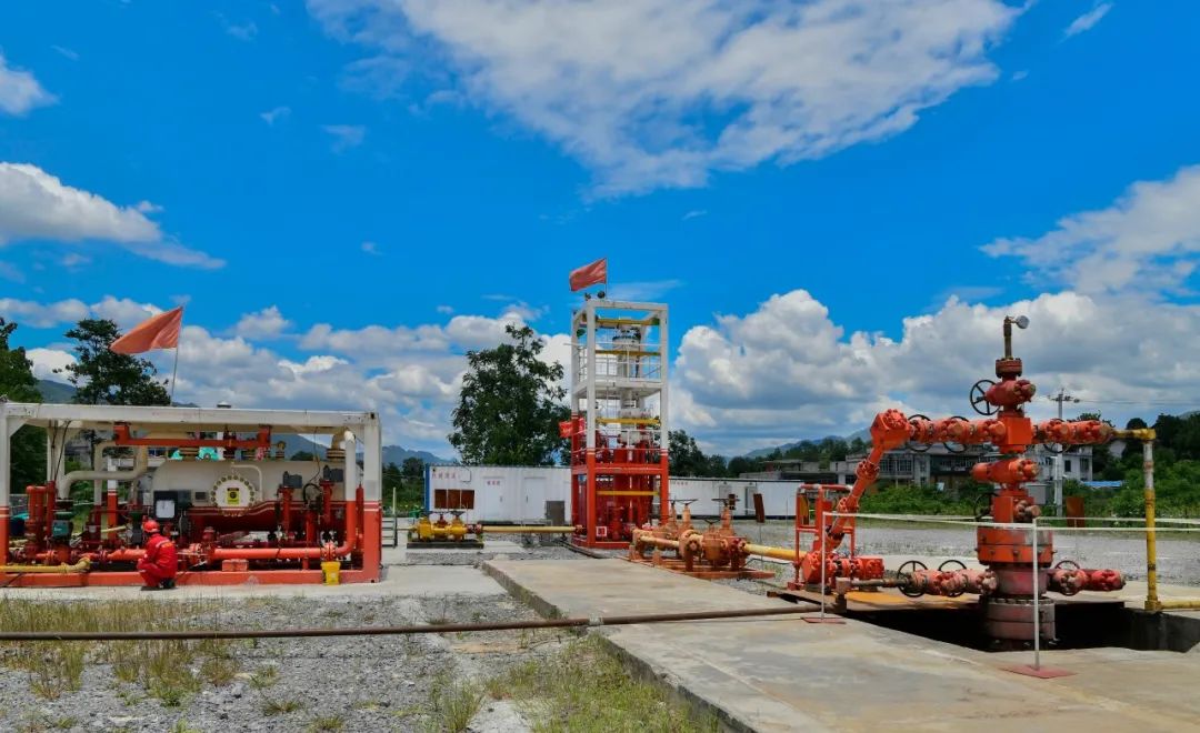 正安页岩气1号井(资料图).胡志刚 摄