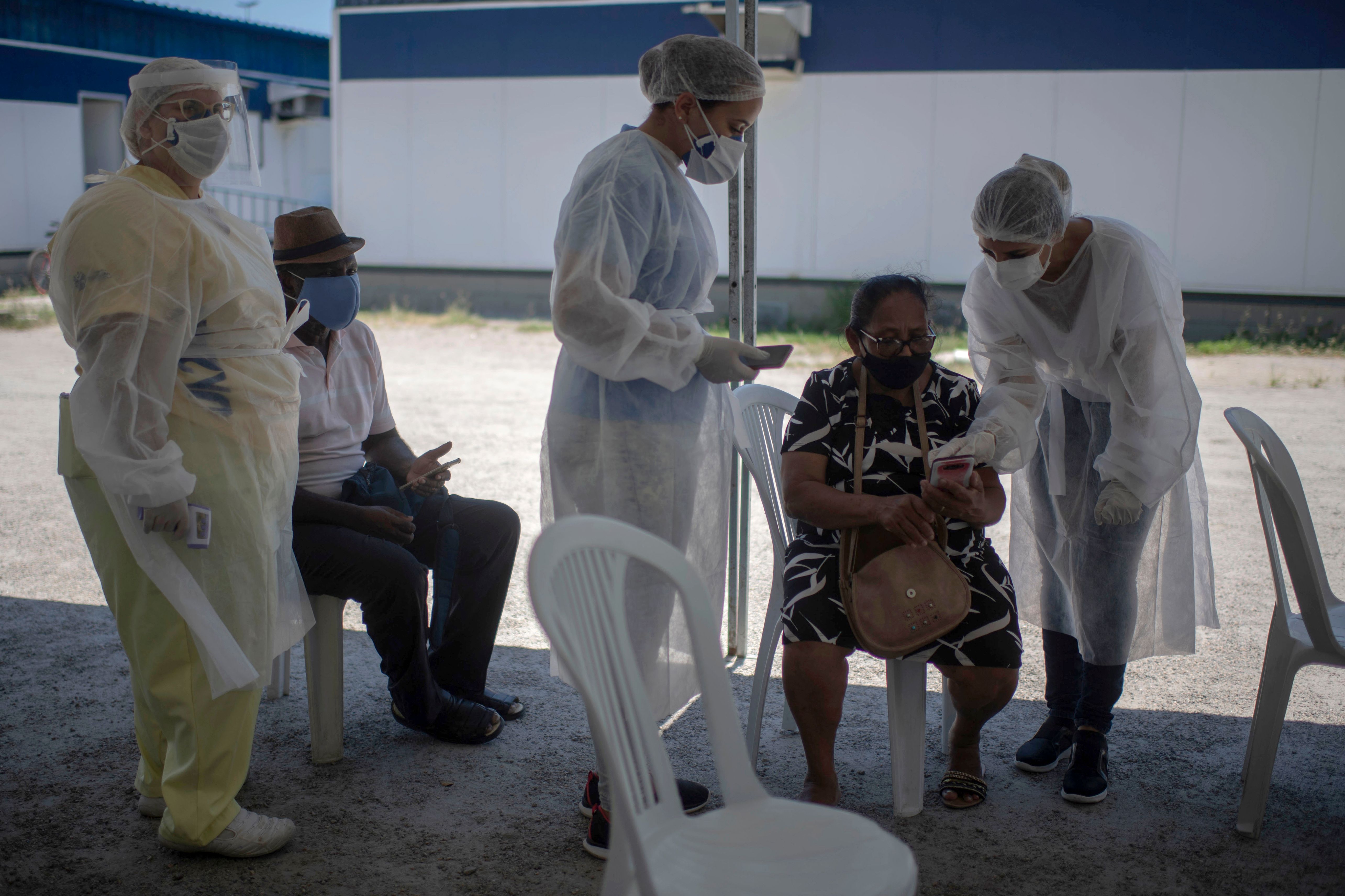 (外代一线)(9)巴西累计新冠确诊病例数超650万