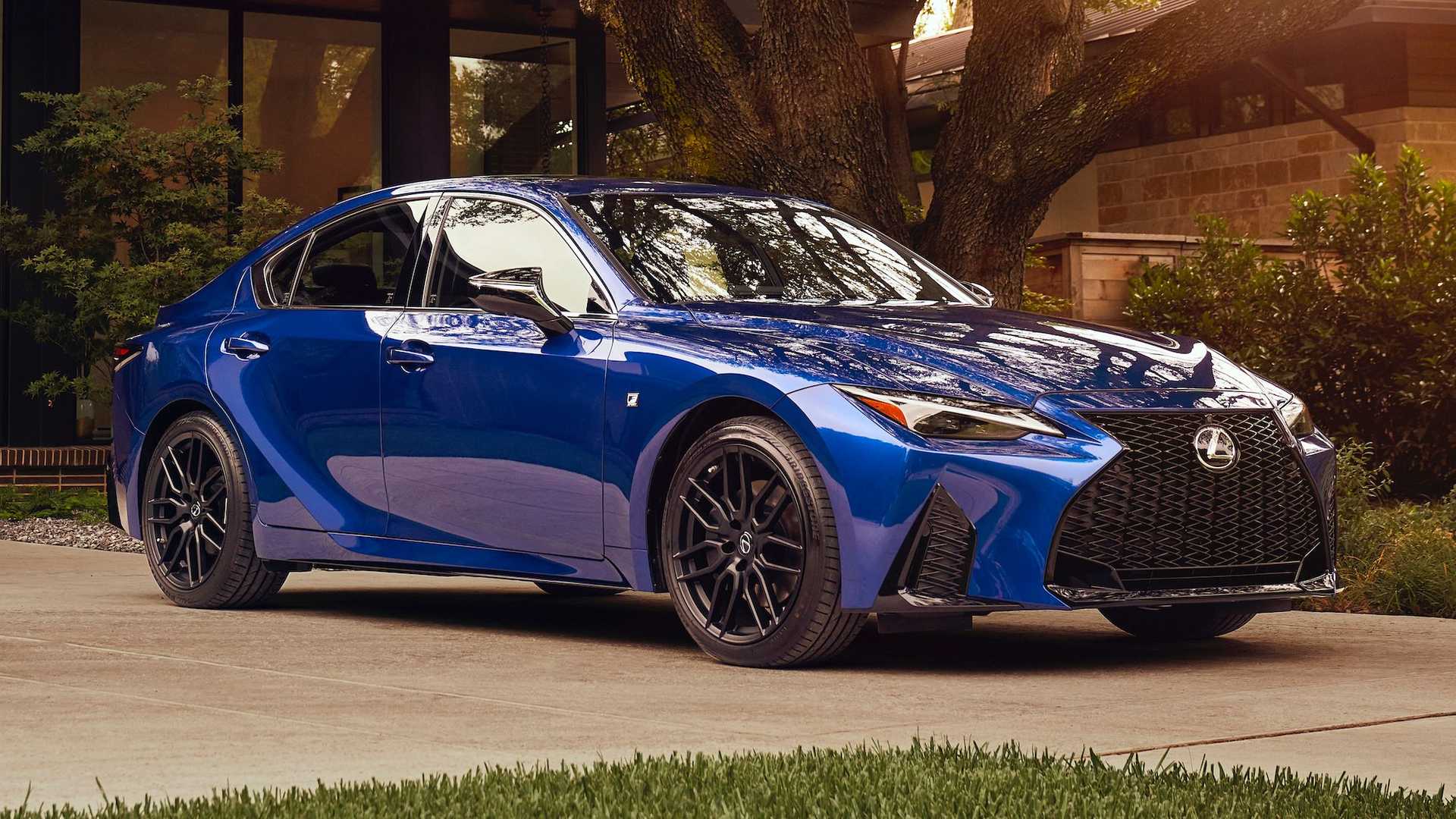 1万起 配2.0t/3.5v6发动机 2021雷克萨斯is 海外公布售价