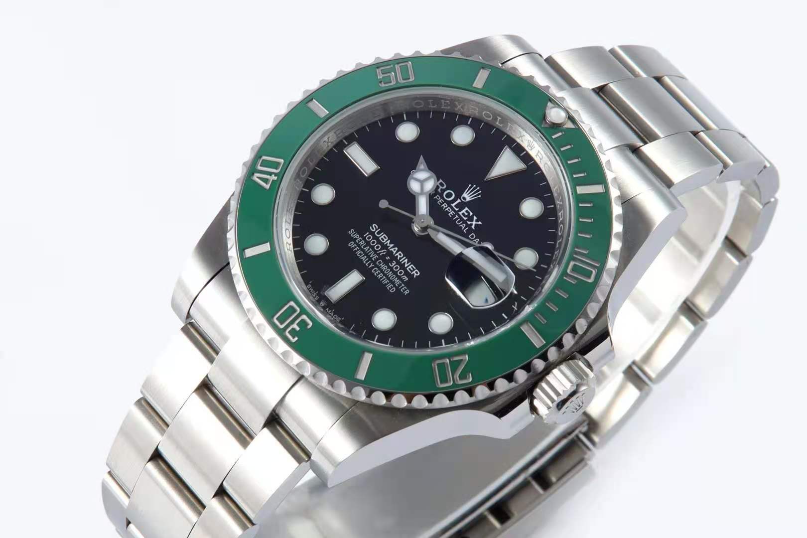 green劳力士2020年新款绿水鬼黑面绿圈,更新的细节复原到位吗?