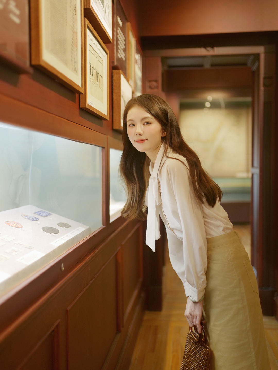 Ů������Ӧ����ô�����Ը߼�?���״���ʾ����ʵ�� ���ʱ��Ů��