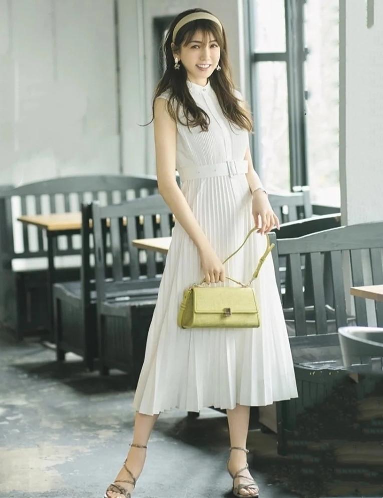 ����Ů���ʺϴ�ʲôȹ�� �����Ů�ˡ��������տ衱 ʱ��������