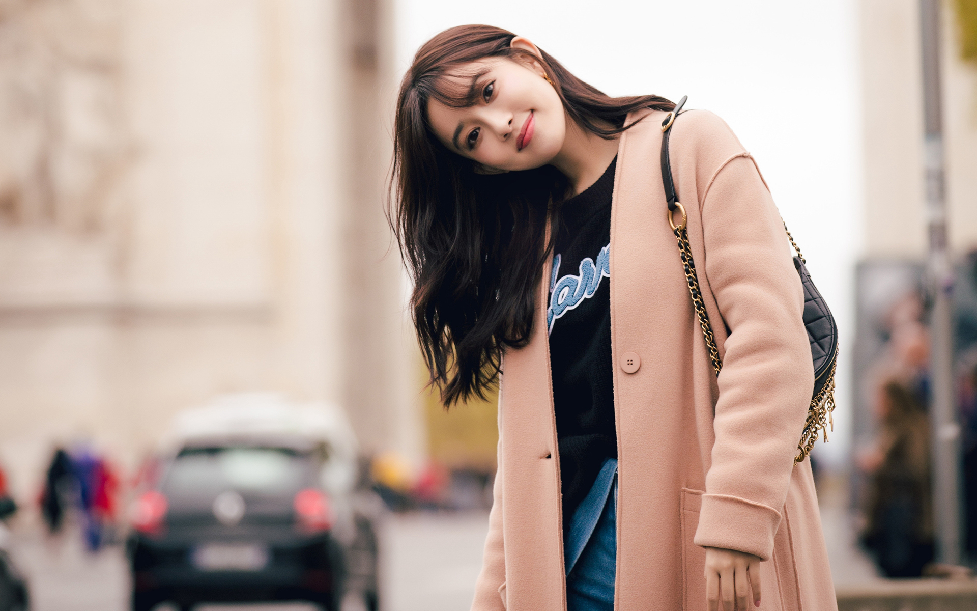 ��������ѧ����:������˽��ʱ�н��� ɢ��������Լ��СŮ����Ϣ