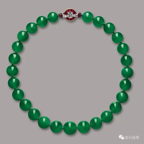 翡翠軟玉ネフライト 中国四大名玉岫玉バングル 腕輪  着物和服 无瑕完璧品 翡翠軟玉ネフライト 中国四大名玉岫玉バングル腕輪岫玉180[超高級品]