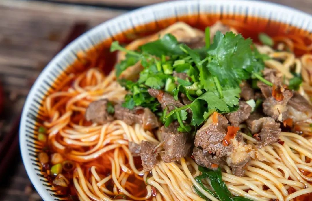 创业做什么生意好？4个小型餐饮创业项目让你赚翻天！