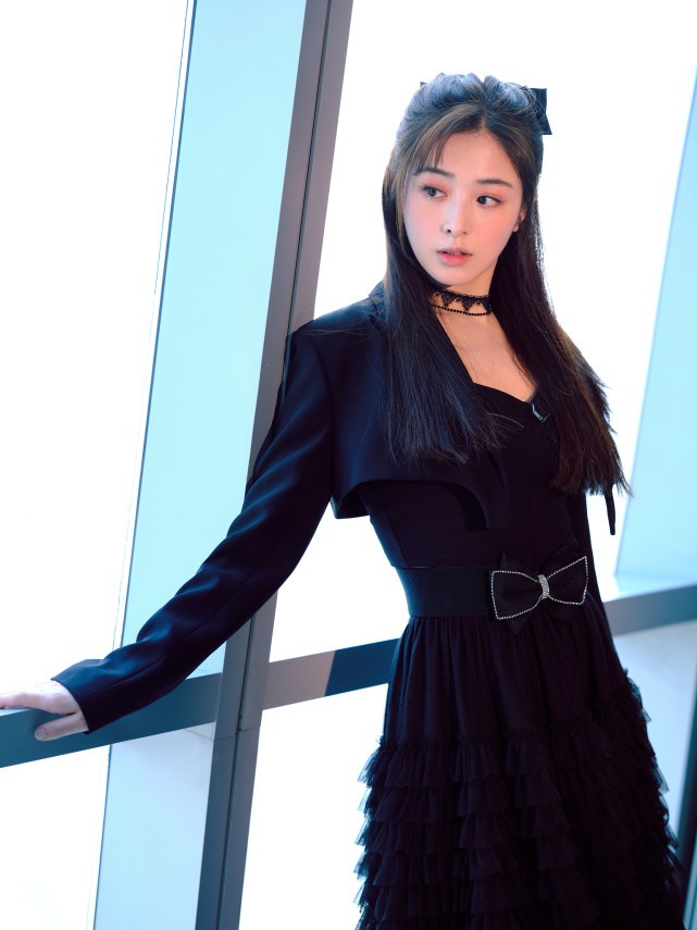 ����ʹ����紩���ֱ���� �ź��Ϻ���װȹ�������� �á��á���!