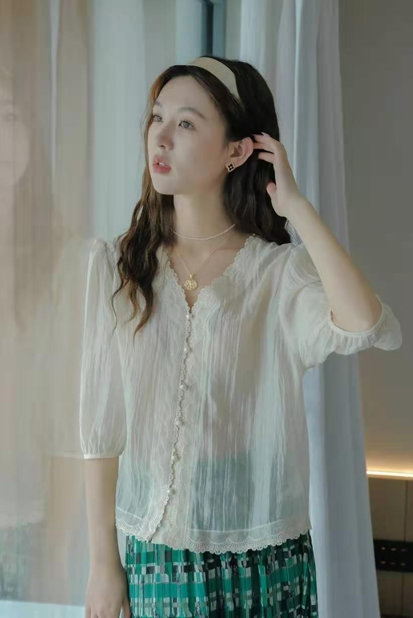 ������·����ڶ����ھ��� ʱ�е�Ů�� ���⡰3��2ȹ���͹���