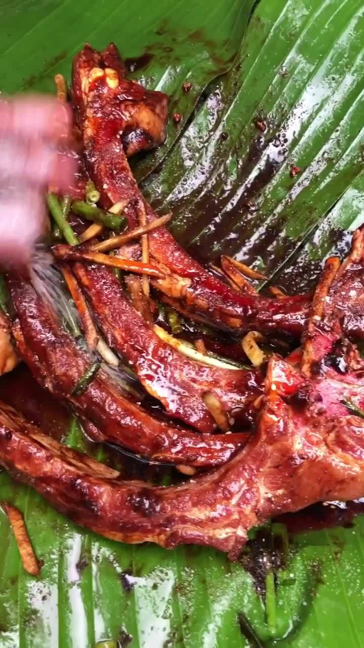 好吃到吮手指的叫花排骨.