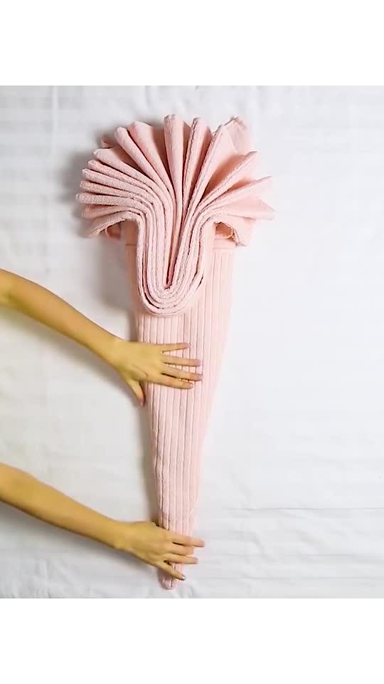 做一对毛巾小天鹅让卧室更浪漫!